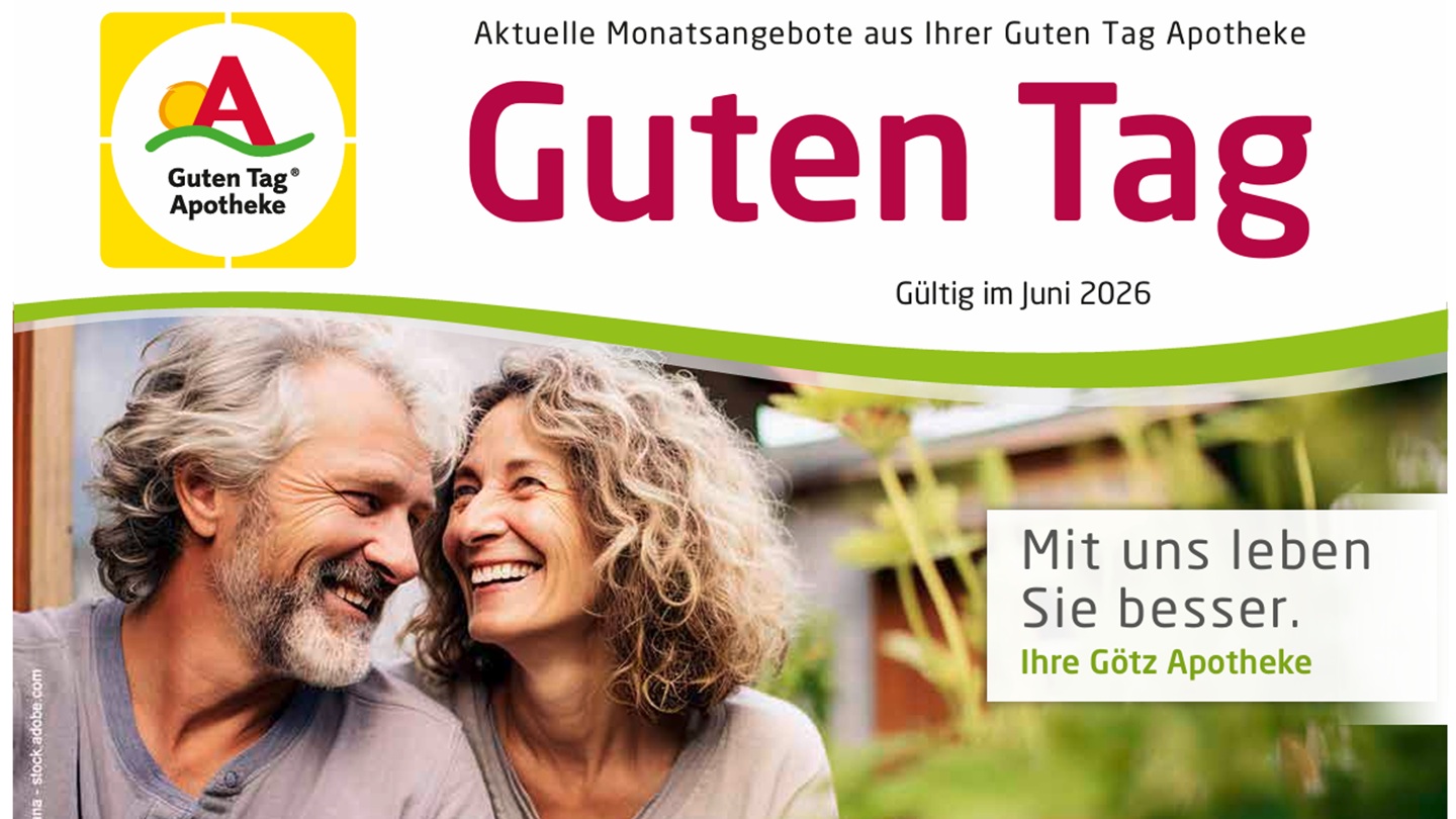 Titelblatt des Angebotsflyers Juni mit einem Paar in den mittleren Jahren.